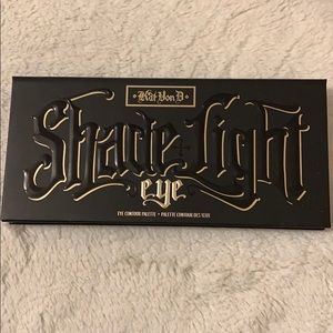 Kat Von D Shade+Light Eyeshadow Palette